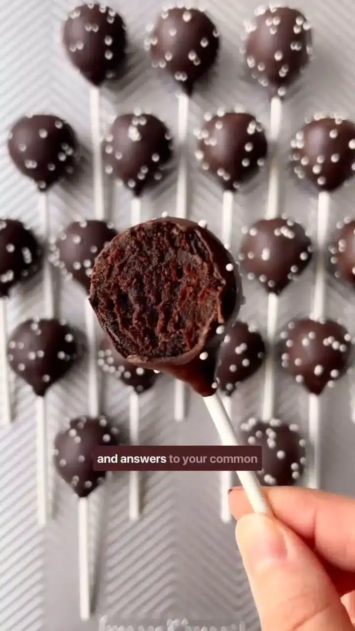 Starbucks Copycat Chocolate Cake Pops